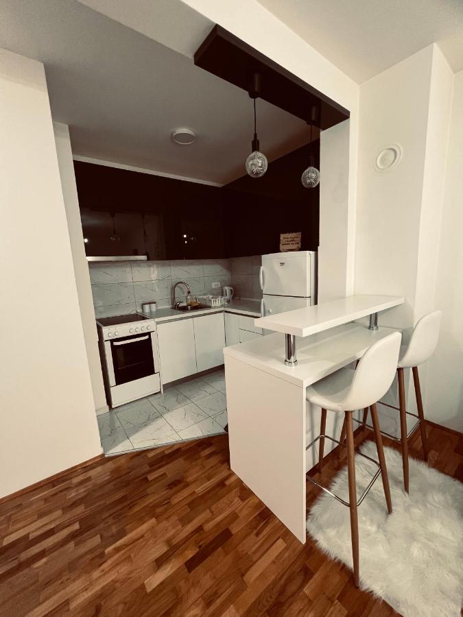 Apartman Lux فرانيي المظهر الخارجي الصورة